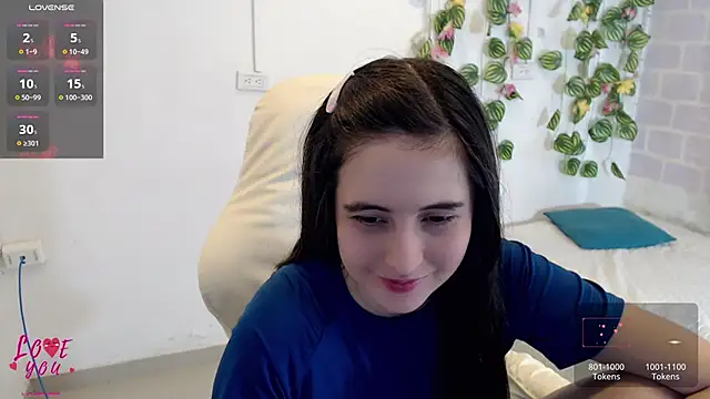 Snapshot of tania_sweet__ chatting on February 6, 10:13 pm tania sweet online show from February 6, 10:13 pm