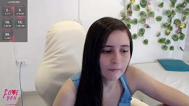 Snapshot of tania_sweet__ chatting on February 9, 7:51 pm tania sweet online show from February 9, 7:51 pm