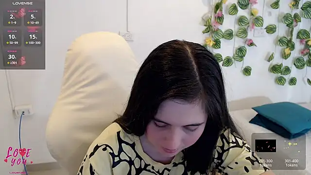 Snapshot of tania_sweet__ chatting on February 10, 6:56 pm tania sweet online show from February 10, 6:56 pm