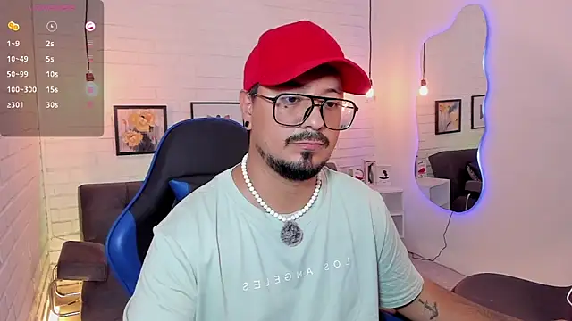 Snapshot of DaviidEvans_ chatting on September 17, 4:03 am DaviidEvans  online show from September 17, 4:03 am