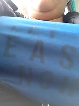 Snapshot of __valentina18 chatting on January 10, 8:48 pm   valentina18 online show from January 10, 8:48 pm