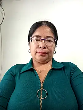 Snapshot of __valentina18 chatting on September 12, 1:00 pm   valentina18 online show from September 12, 1:00 pm