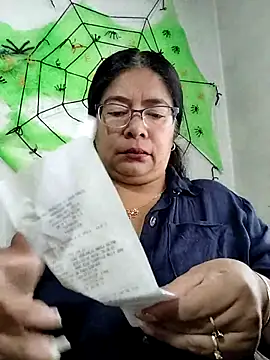 Snapshot of __valentina18 chatting on October 17, 1:14 pm   valentina18 online show from October 17, 1:14 pm