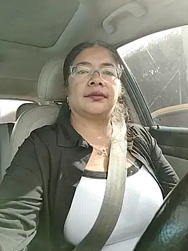   valentina18 online show from December 18, 1:39 pm