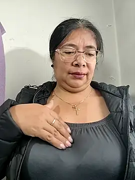   valentina18 online show from January 13, 1:16 pm