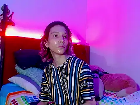 Snapshot of LAICK_01 chatting on December 27, 1:53 am LAICK 01 online show from December 27, 1:53 am