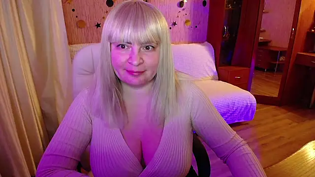 -MeowMeow online show from February 23, 9:37 pm