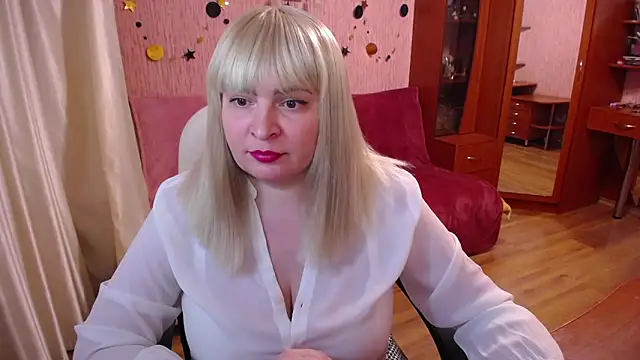 -MeowMeow online show from February 24, 8:03 pm