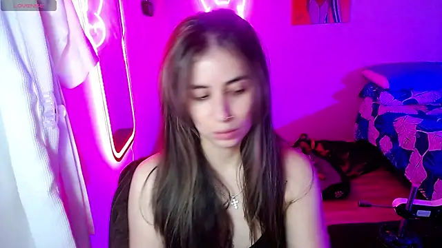 Snapshot of valentina_angel chatting on July 23, 12:24 am valentina angel online show from July 23, 12:24 am