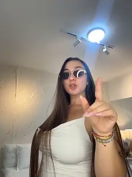 Snapshot of ava_blue chatting on June 26, 7:40 pm ava blue online show from June 26, 7:40 pm