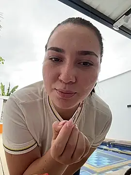 Snapshot of ava_blue chatting on July 3, 6:47 pm ava blue online show from July 3, 6:47 pm