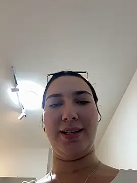 Snapshot of ava_blue chatting on July 22, 7:27 pm ava blue online show from July 22, 7:27 pm