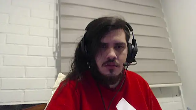 Snapshot of hung_weeb chatting on September 20, 3:18 am hung weeb online show from September 20, 3:18 am