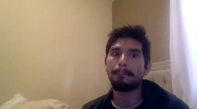 Snapshot of Tomthelong chatting on February 6, 7:40 pm Tomthelong online show from February 6, 7:40 pm