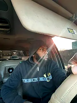 Chocolate Droppa online show from November 12, 1:11 pm