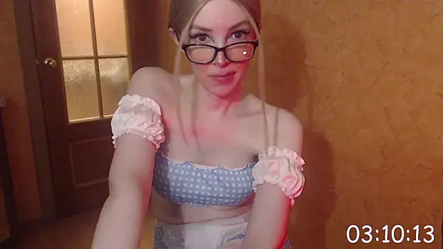 Snapshot of Sonitka chatting on April 23, 8:11 pm Sonitka online show from April 23, 8:11 pm
