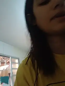 Snapshot of Mamamiabr chatting on May 15, 4:47 pm Mamamiabr online show from May 15, 4:47 pm