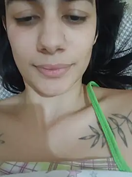 Snapshot of Mamamiabr chatting on May 28, 11:13 pm Mamamiabr online show from May 28, 11:13 pm