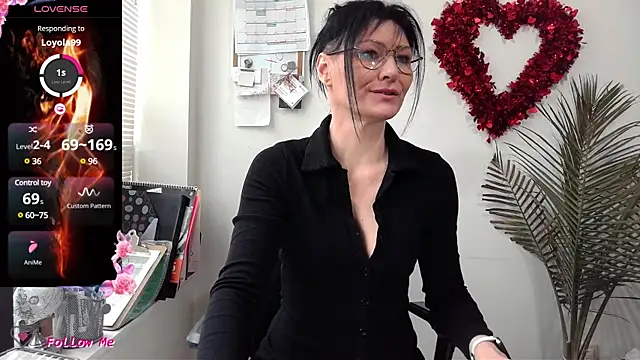 Snapshot of City_Kat chatting on January 15, 7:12 pm City Kat online show from January 15, 7:12 pm