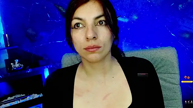 julieth sex1 online show from June 7, 8:51 am