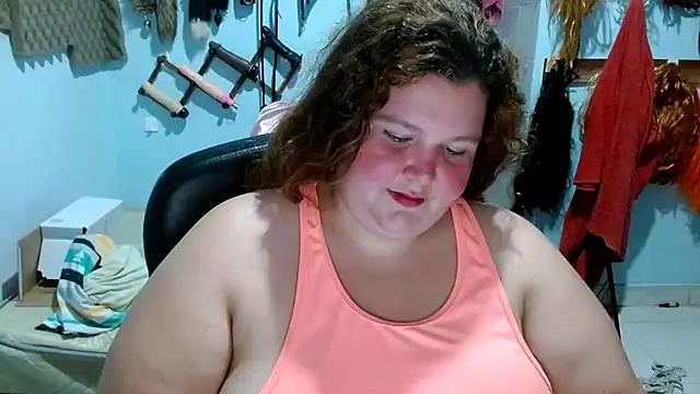 squirt322bbw online show from October 18, 6:52 pm