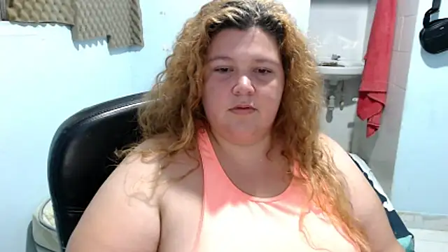 Snapshot of squirt322bbw chatting on April 21, 3:35 am squirt322bbw online show from April 21, 3:35 am