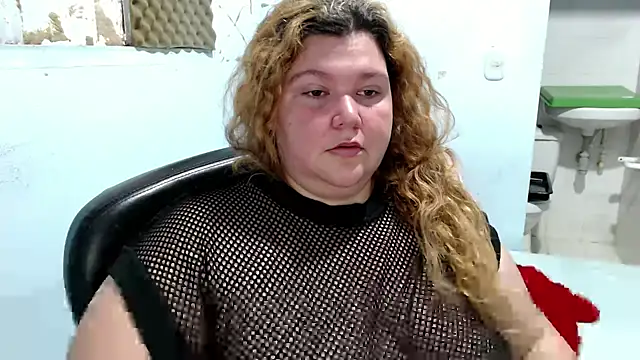 Snapshot of squirt322bbw chatting on May 23, 2:10 pm squirt322bbw online show from May 23, 2:10 pm