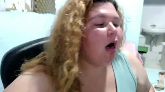 Snapshot of squirt322bbw chatting on May 30, 7:11 pm squirt322bbw online show from May 30, 7:11 pm