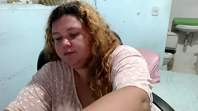Snapshot of squirt322bbw chatting on June 24, 6:29 pm squirt322bbw online show from June 24, 6:29 pm