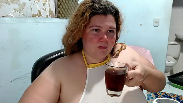 Snapshot of squirt322bbw chatting on July 13, 4:21 pm squirt322bbw online show from July 13, 4:21 pm