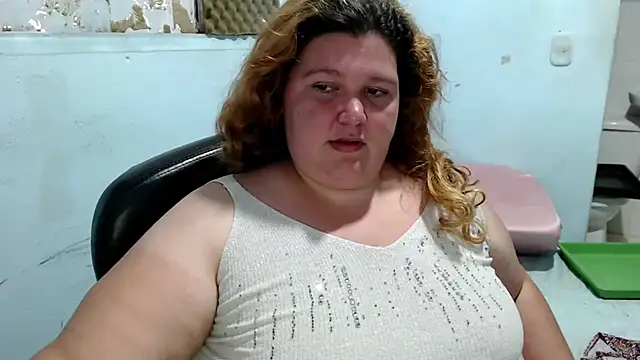Snapshot of squirt322bbw chatting on July 16, 8:04 pm squirt322bbw online show from July 16, 8:04 pm