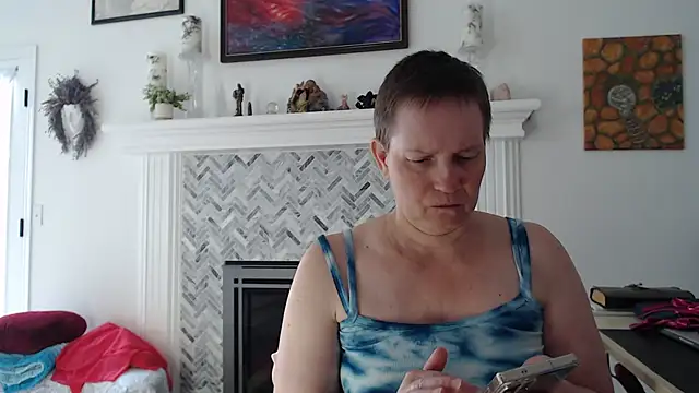 AuroraWillows online show from April 13, 3:06 pm