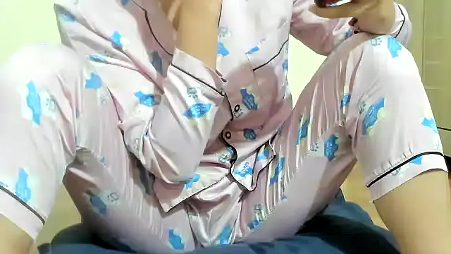 Snapshot of Beauty_Asian_Tina chatting on February 28, 3:59 am Beauty Asian Tina online show from February 28, 3:59 am