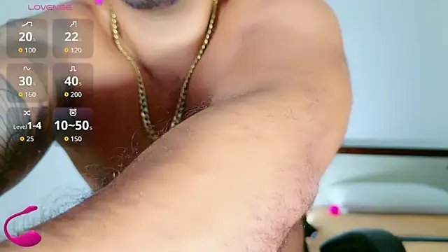 Snapshot of steven_med25 chatting on February 8, 2:09 pm steven med25 online show from February 8, 2:09 pm