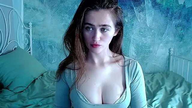 Snapshot of millllina chatting on May 5, 2:25 pm millllina online show from May 5, 2:25 pm