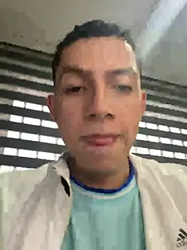 davinalhot online show from April 11, 6:45 pm