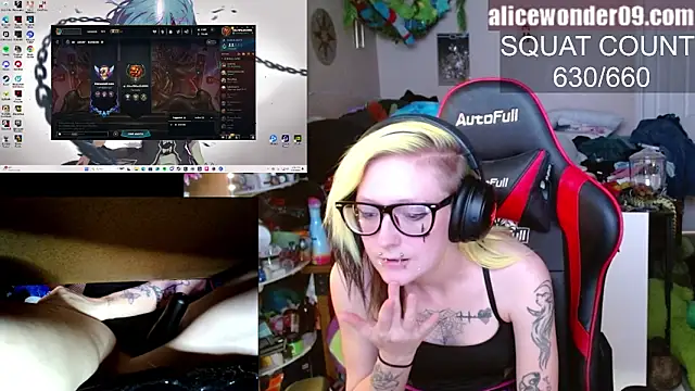 Snapshot of alicewonder09 chatting on January 28, 4:18 am alicewonder09 online show from January 28, 4:18 am