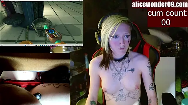 Snapshot of alicewonder09 chatting on January 29, 7:46 am alicewonder09 online show from January 29, 7:46 am