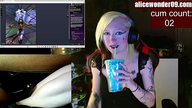 Snapshot of alicewonder09 chatting on January 31, 4:36 am alicewonder09 online show from January 31, 4:36 am