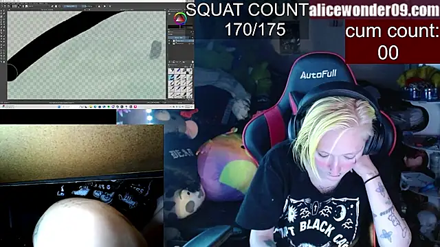 Snapshot of alicewonder09 chatting on February 9, 4:14 am alicewonder09 online show from February 9, 4:14 am