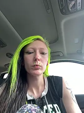 alicewonder09 online show from March 25, 4:35 pm