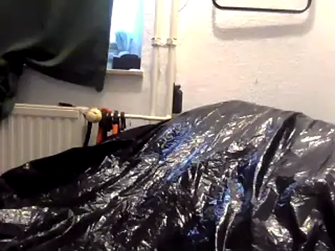 turnsen4y online show from May 10, 1:27 pm