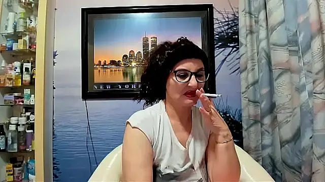 Snapshot of Mature4you44 chatting on January 27, 8:40 am Mature4you44 online show from January 27, 8:40 am