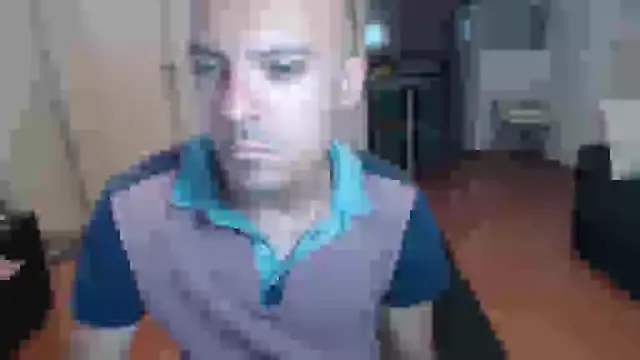 guachin hunk online show from November 19, 8:31 pm