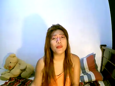 sweetvirginia01 online show from February 13, 12:35 am