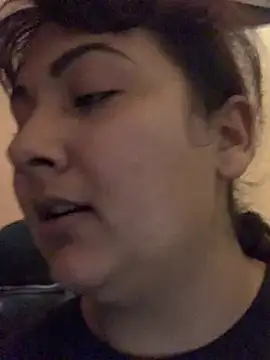 Snapshot of Madsion23 chatting on December 22, 9:53 pm Madsion23 online show from December 22, 9:53 pm