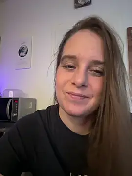 LadyChantale online show from April 11, 6:51 am