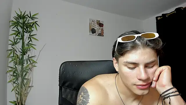 Giordano Russo online show from March 5, 5:50 am