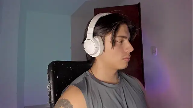 Giordano Russo online show from December 4, 11:13 pm