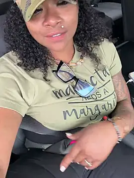 Snapshot of HaloRodeoLover2 chatting on March 16, 8:02 pm HaloRodeoLover2 online show from March 16, 8:02 pm